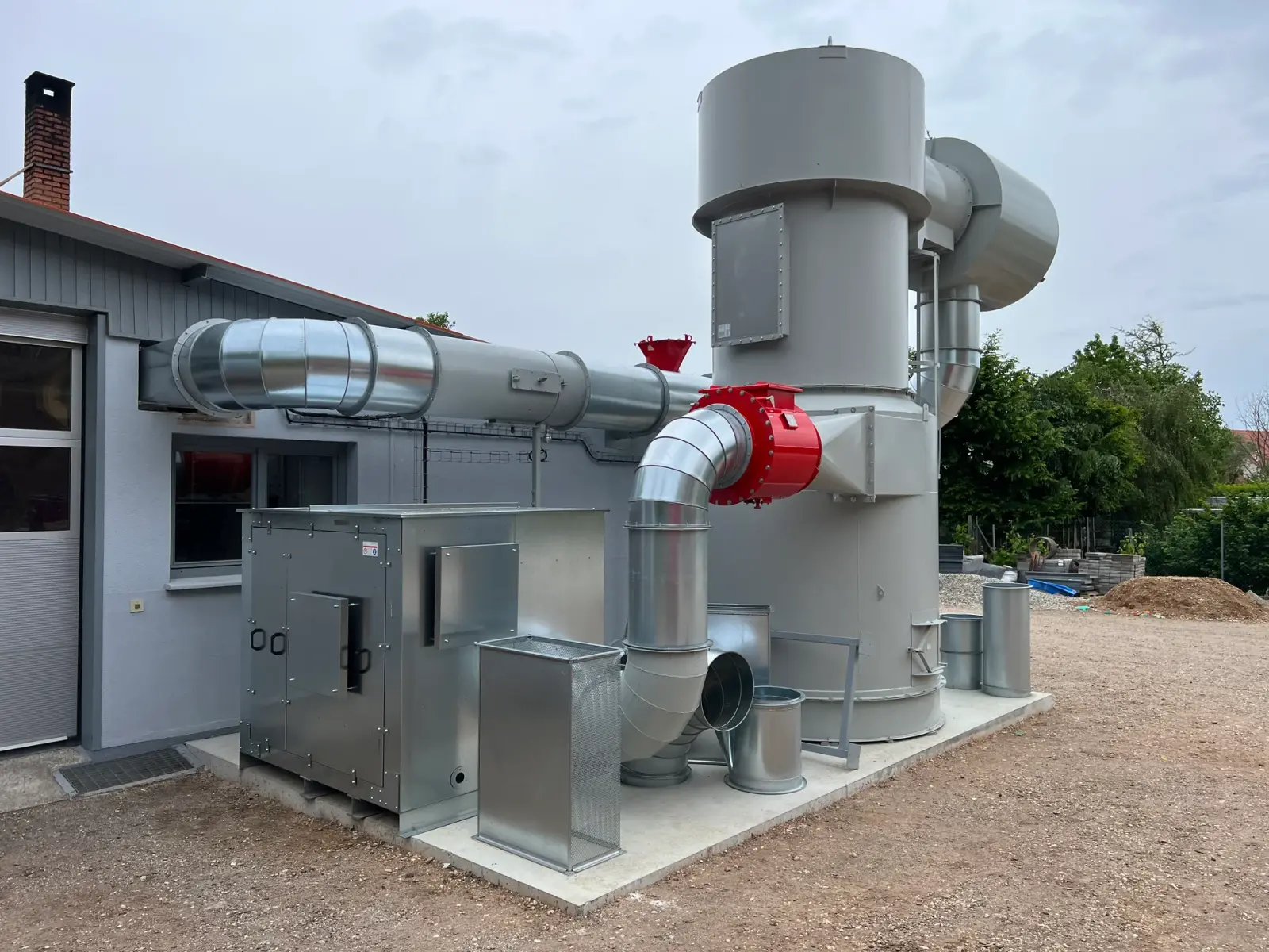 Technicien MECAB en intervention de maintenance industrielle sur un site en Alsace